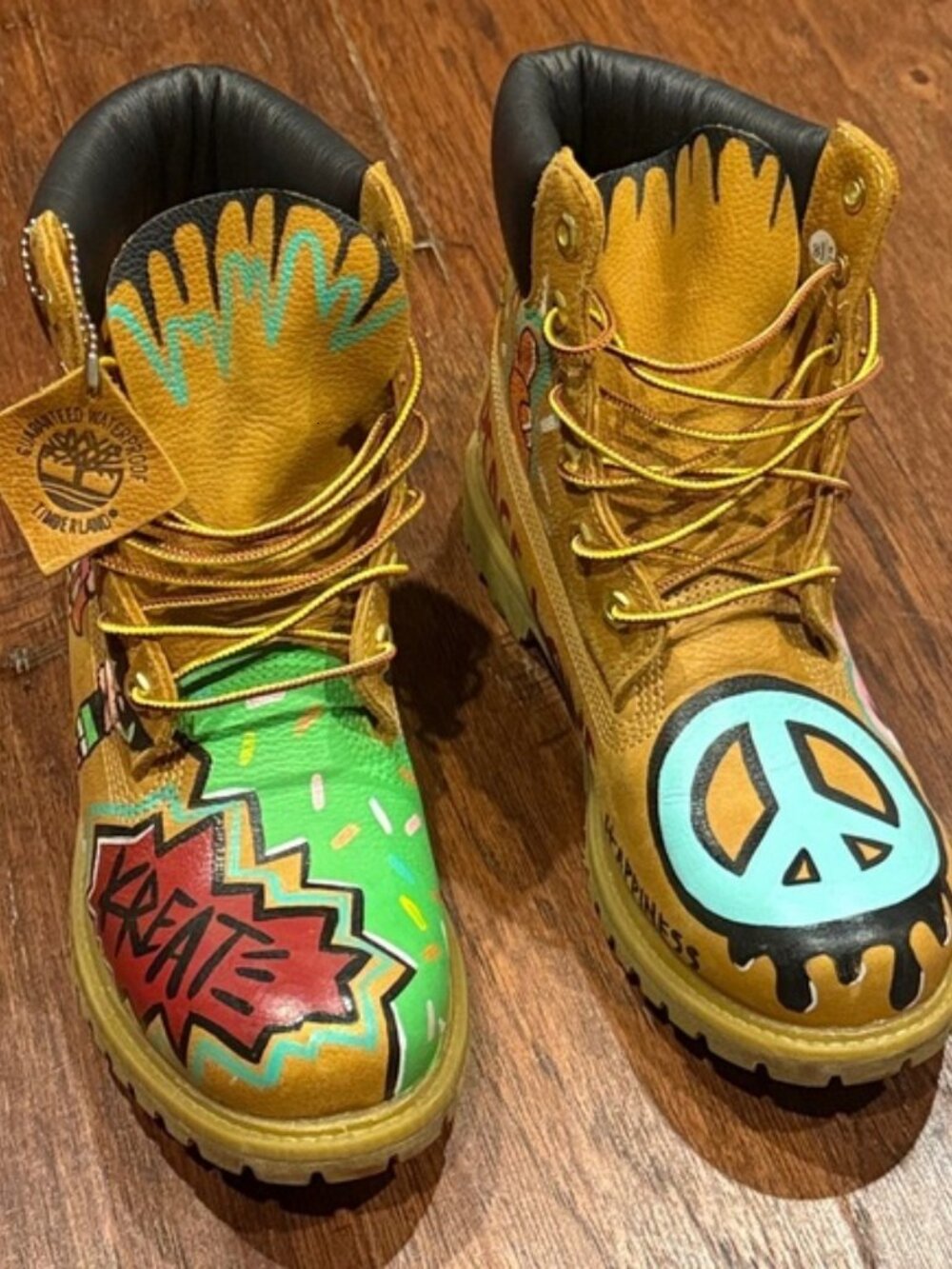 TIMBERLAND Colorful Custom Boots with Art Design - Picture 4 of 10